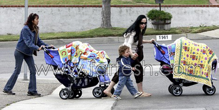 المطالبة بسحب رخصة الطبيب الذي زرع 14 جنينا في رحم أم الثمانية! صورة رقم 13 المطالبة بسحب رخصة الطبيب الذي زرع 14 جنينا في رحم أم الثمانية! صورة رقم 13