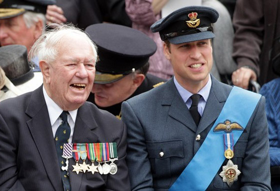 الامير وليام يحارب الجميع ويريد أن يخدم في جزر الفوكلاند!!  صورة رقم 13