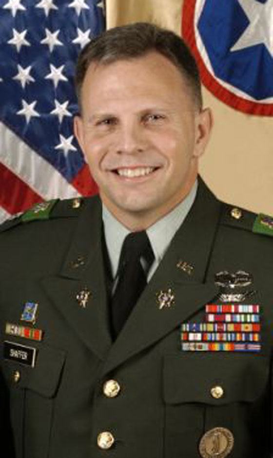 منعا للفضيحة.. البنتاغون يشتري جميع نسخ مذكرات عذاب جندي! صورة رقم 4