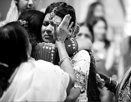 الأهل يسمحون بإغتصاب جماعي لزوجة ابنهم في الليلة الأولى!! صورة رقم 1