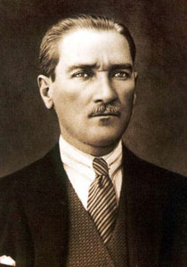 مصادرة يخت كمال اتاتورك لاستخدامه للرذيلة!! صورة رقم 1