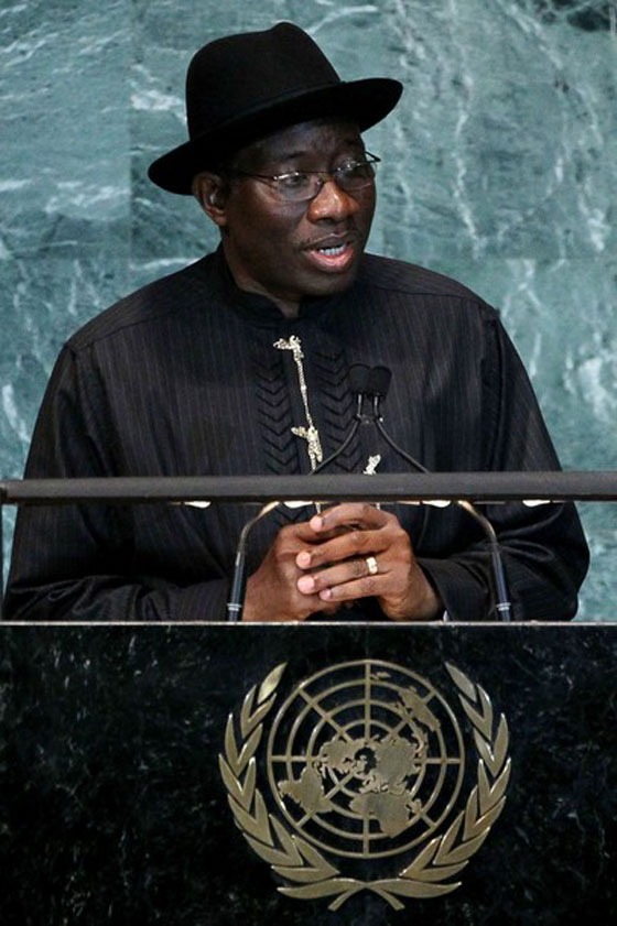 حظاً سعيداً أول رئيس دولة يستخدم الفيس بوك للانتخابات!  صورة رقم 6