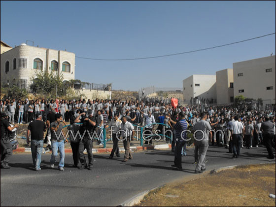 عين ماهل: مواجهات الأمس تزيدنا إصرارا على رفض المديرة  صورة رقم 9