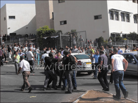 عين ماهل: مواجهات الأمس تزيدنا إصرارا على رفض المديرة  صورة رقم 30