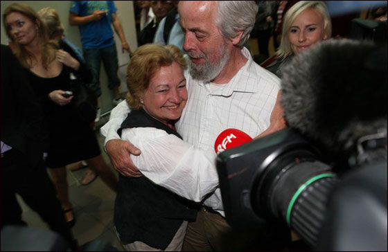 اسرائيل تطرد الناشطة ماجواير حاملة جائزة نوبل للسلام!  صورة رقم 2