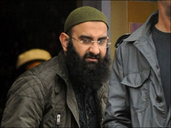 امرأة بريطانية طردت من عملها لرفضها ارتداء الحجاب! صورة رقم 1