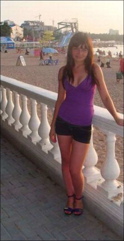 بعد آنا.. الحسناء كريستينا على رأس عصابات نصب في اميركا  صورة رقم 6