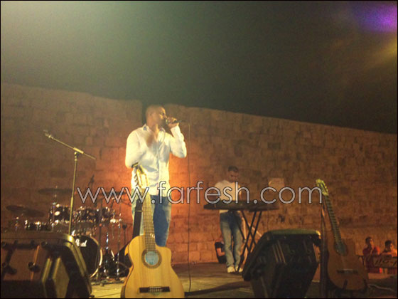 المئات يشاركون في فعاليات منصة الفن العربي في عكا  صورة رقم 17