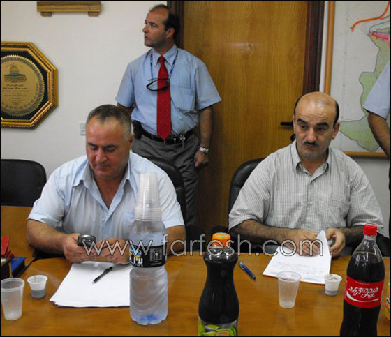 اجتماع طارئ في عين ماهل وانتظام الدراسة فيها اليوم  صورة رقم 3