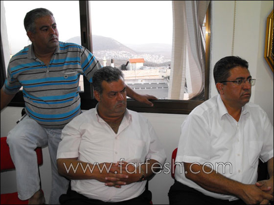 اجتماع طارئ في عين ماهل وانتظام الدراسة فيها اليوم  صورة رقم 16