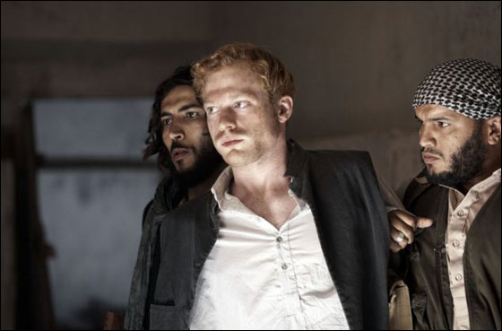 اختطاف الأمير هاري أثناء مهمة عسكرية في افغانستان وأسره!  صورة رقم 3