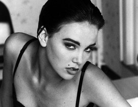 قريبا.. ثيرون في فيلم قريبا.. ثيرون في فيلم