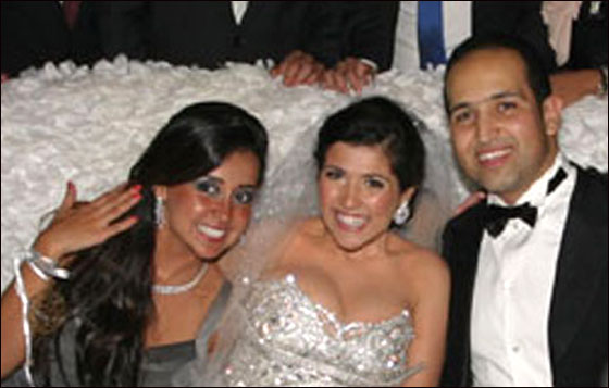 وهبي تشارك حفل زفاف في الاسكندرية! صورة رقم 2 وهبي تشارك حفل زفاف في الاسكندرية! صورة رقم 2