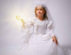 مأذون يزوج طفلة تبلغ 10 سنوات ويكشف ذلك بعد سنتين!! صورة رقم 1