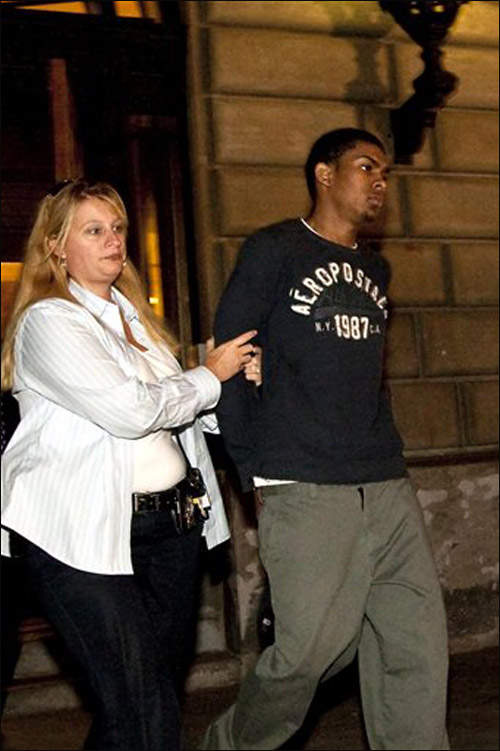 نيويورك: يهتكون عرض المثليين بشكل فاحش ويحسبون ضربهم حلال  صورة رقم 6