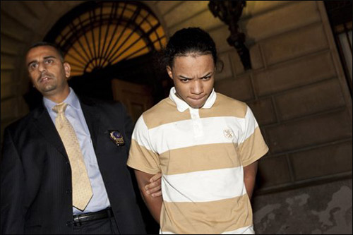 نيويورك: يهتكون عرض المثليين بشكل فاحش ويحسبون ضربهم حلال  صورة رقم 9