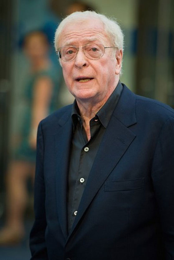 مايكل كين يعترف: أقنعت أحد الأطباء بقتل والدي.. رحمة!  صورة رقم 10