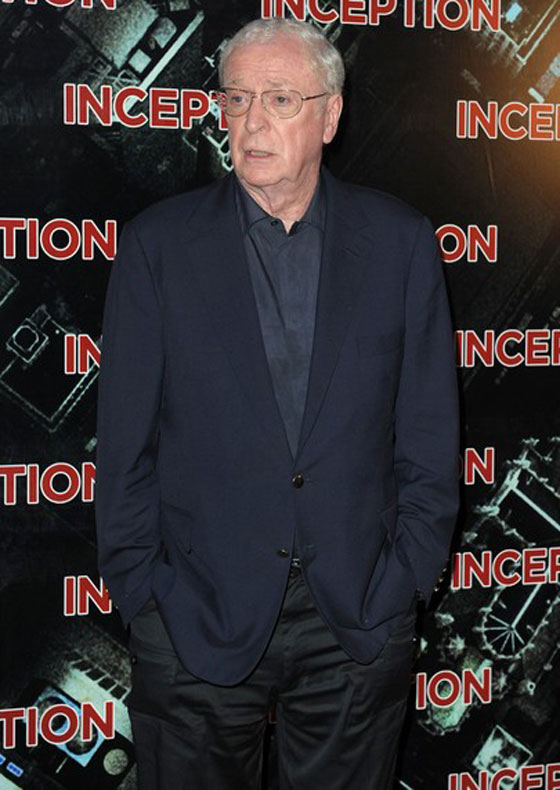 مايكل كين يعترف: أقنعت أحد الأطباء بقتل والدي.. رحمة!  صورة رقم 2