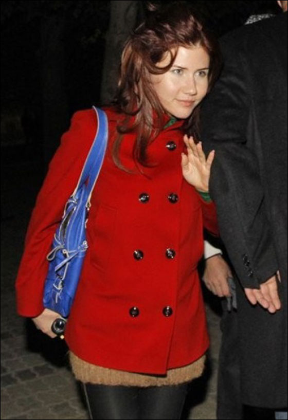 من جاسوسة روسية الى مستشارة مصرفية!!!  صورة رقم 13