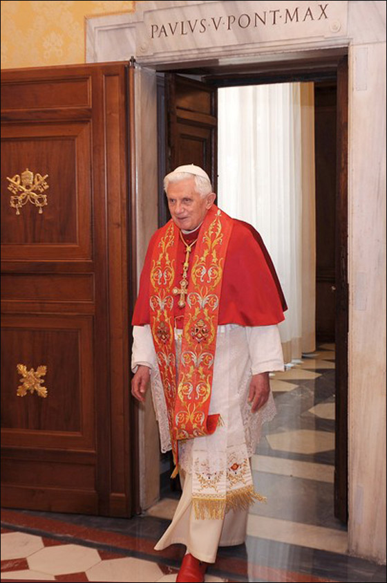 بابا الفاتيكان: وضع المسيحيين في الشرق الاوسط 