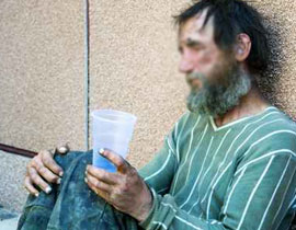 اليابان: َصبي يسكب ماء ساخن على عجوز ليرى رد فعله! صورة رقم 1