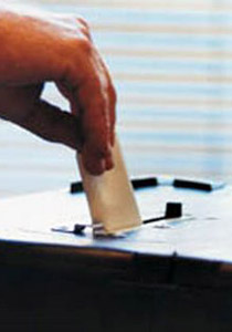 سيدة اردنية تنافس زوجها في الإنتخابات بدلاً من دعمه! صورة رقم 1