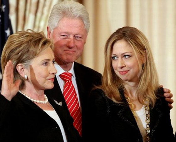 مستحضرات تجميل كلينتون.. تخفي آثار قلة النوم!! صورة رقم 15 مستحضرات تجميل كلينتون.. تخفي آثار قلة النوم!! صورة رقم 15