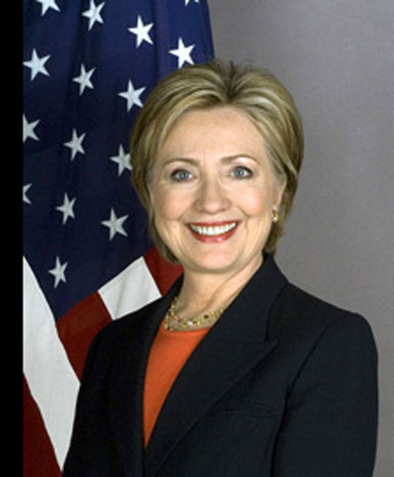 مستحضرات تجميل كلينتون.. تخفي آثار قلة النوم!! صورة رقم 11 مستحضرات تجميل كلينتون.. تخفي آثار قلة النوم!! صورة رقم 11