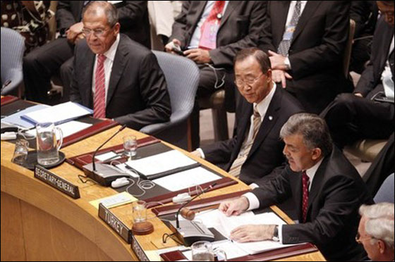 الرئيس التركي يفرض الحجاب بحفلته صورة رقم 4 الرئيس التركي يفرض الحجاب بحفلته صورة رقم 4