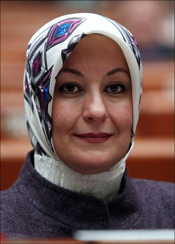 الرئيس التركي يفرض الحجاب بحفلته صورة رقم 3 الرئيس التركي يفرض الحجاب بحفلته صورة رقم 3