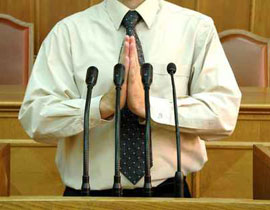 اصغر عضو في البرلمان السويدي يبلغ 18 عاما! صورة رقم 1 اصغر عضو في البرلمان السويدي يبلغ 18 عاما! صورة رقم 1