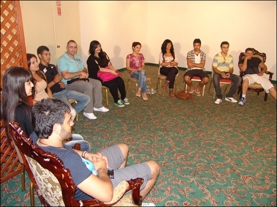 اليوم السبت الحلقة الثالثة من عرفزيون والمنافسة تشتد صورة رقم 3 اليوم السبت الحلقة الثالثة من عرفزيون والمنافسة تشتد صورة رقم 3