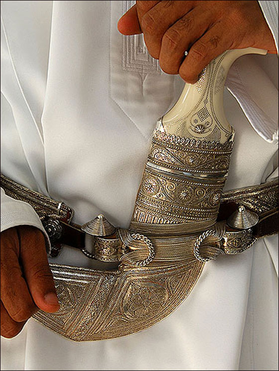 مجموع هدايا بلير خلال توليه رئاسة بريطانيا بلغ 76! صورة رقم 3 مجموع هدايا بلير خلال توليه رئاسة بريطانيا بلغ 76! صورة رقم 3