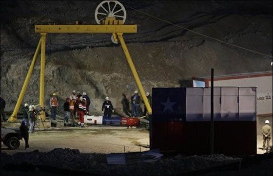 عرض ملابس واواني عمال منجم تشيلي في متحف!! صورة رقم 6 عرض ملابس واواني عمال منجم تشيلي في متحف!! صورة رقم 6