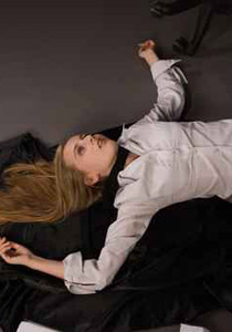 طعنها وحرقها لوجود علاقة حميمة تجمعها مع صديقه!! صورة رقم 1 طعنها وحرقها لوجود علاقة حميمة تجمعها مع صديقه!! صورة رقم 1