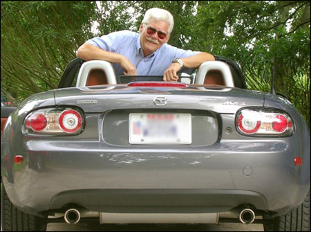 لمدة 50 عاما.. قاد سيارته دون رخصة قيادة! صورة رقم 1 لمدة 50 عاما.. قاد سيارته دون رخصة قيادة! صورة رقم 1