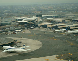 تاخير الرحلات الجوية يسبب خسارات فادحة للولايات المتحدة صورة رقم 1 تاخير الرحلات الجوية يسبب خسارات فادحة للولايات المتحدة صورة رقم 1