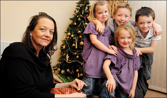 كارثة في بريطانيا.. الام رحلت وتركت روحها لابنائها!! صورة رقم 2 كارثة في بريطانيا.. الام رحلت وتركت روحها لابنائها!! صورة رقم 2