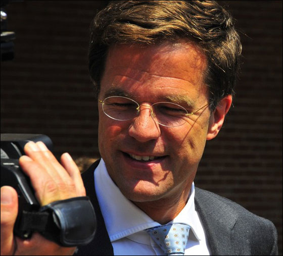 مدرّس.. وظيفة إضافية لرئيس الوزراء الهولندي! صورة رقم 16 مدرّس.. وظيفة إضافية لرئيس الوزراء الهولندي! صورة رقم 16