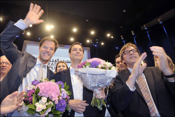 مدرّس.. وظيفة إضافية لرئيس الوزراء الهولندي! صورة رقم 13 مدرّس.. وظيفة إضافية لرئيس الوزراء الهولندي! صورة رقم 13