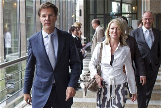 مدرّس.. وظيفة إضافية لرئيس الوزراء الهولندي! صورة رقم 2 مدرّس.. وظيفة إضافية لرئيس الوزراء الهولندي! صورة رقم 2