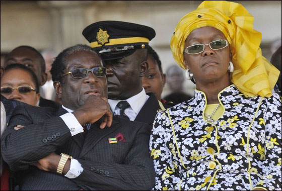 رئيس زمبابوي يكتشف خيانات زوجته وشخص ما سيقتل قريبا! صورة رقم 6 رئيس زمبابوي يكتشف خيانات زوجته وشخص ما سيقتل قريبا! صورة رقم 6