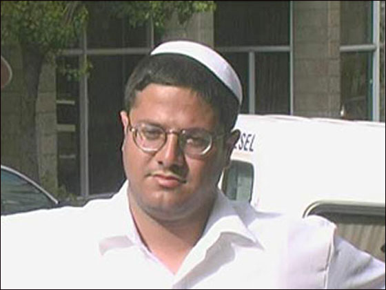 مواجهات واعتقالات وقنابل مسيلة للدموع في أم الفحم صورة رقم 2 مواجهات واعتقالات وقنابل مسيلة للدموع في أم الفحم صورة رقم 2