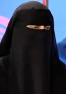 ناشطة اماراتية: المرأة أقدر من الرجل على الإفتاء!! صورة رقم 1