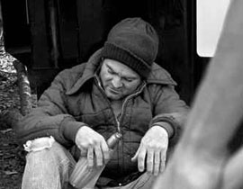 محكمة بريطانية تمنع رجلا من السير في الشارع لمدة 5 سنوات!! صورة رقم 1 محكمة بريطانية تمنع رجلا من السير في الشارع لمدة 5 سنوات!! صورة رقم 1