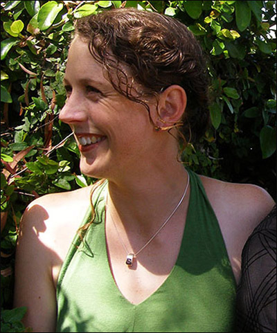 ظن خطيبته غزالاً شارداً.. فتصيدها ببندقيته وقتلها!! صورة رقم 1 ظن خطيبته غزالاً شارداً.. فتصيدها ببندقيته وقتلها!! صورة رقم 1