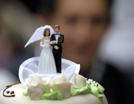 زوجان سويديان يصابان بالصدمة بعد معرفة أن زواجهما باطل! صورة رقم 1