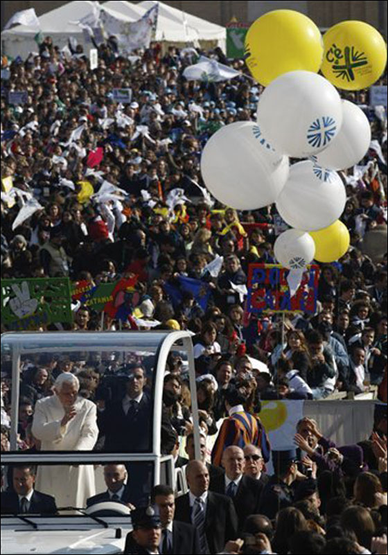 البابا: الحب كالسلعة التي تستهلك دون احترام الذات! صورة رقم 5 البابا: الحب كالسلعة التي تستهلك دون احترام الذات! صورة رقم 5