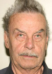 أشهر مغتصب.. فخور باغتصابه لابنته التي أكسبته الشهرة!!  صورة رقم 1