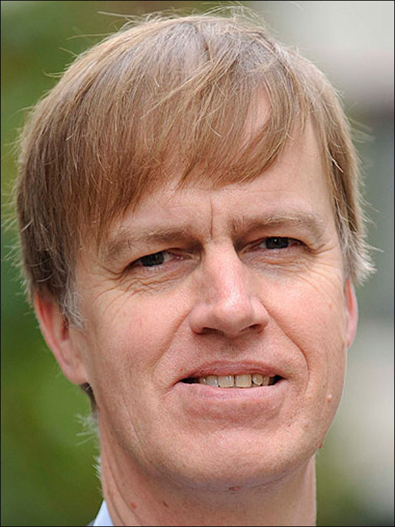 انتقاماً للعراقيين: مسلمة تطعن نائباً بريطانياً وتمثل امام المحكمة  صورة رقم 5